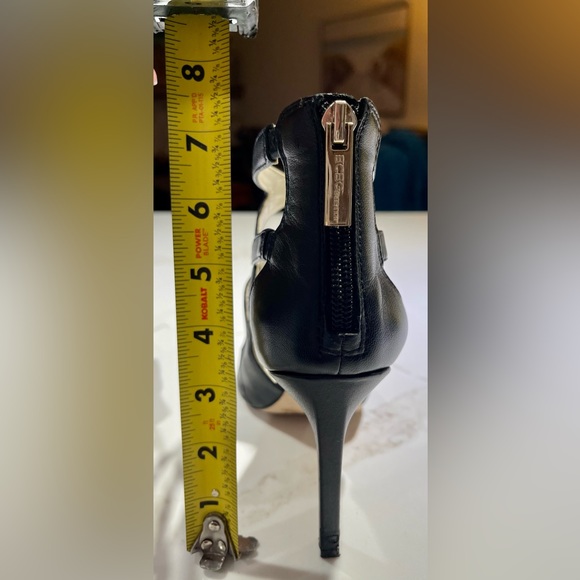 BCBGeneration women’s Carlena black leather heels, Size 6M - Picture 6 of 7